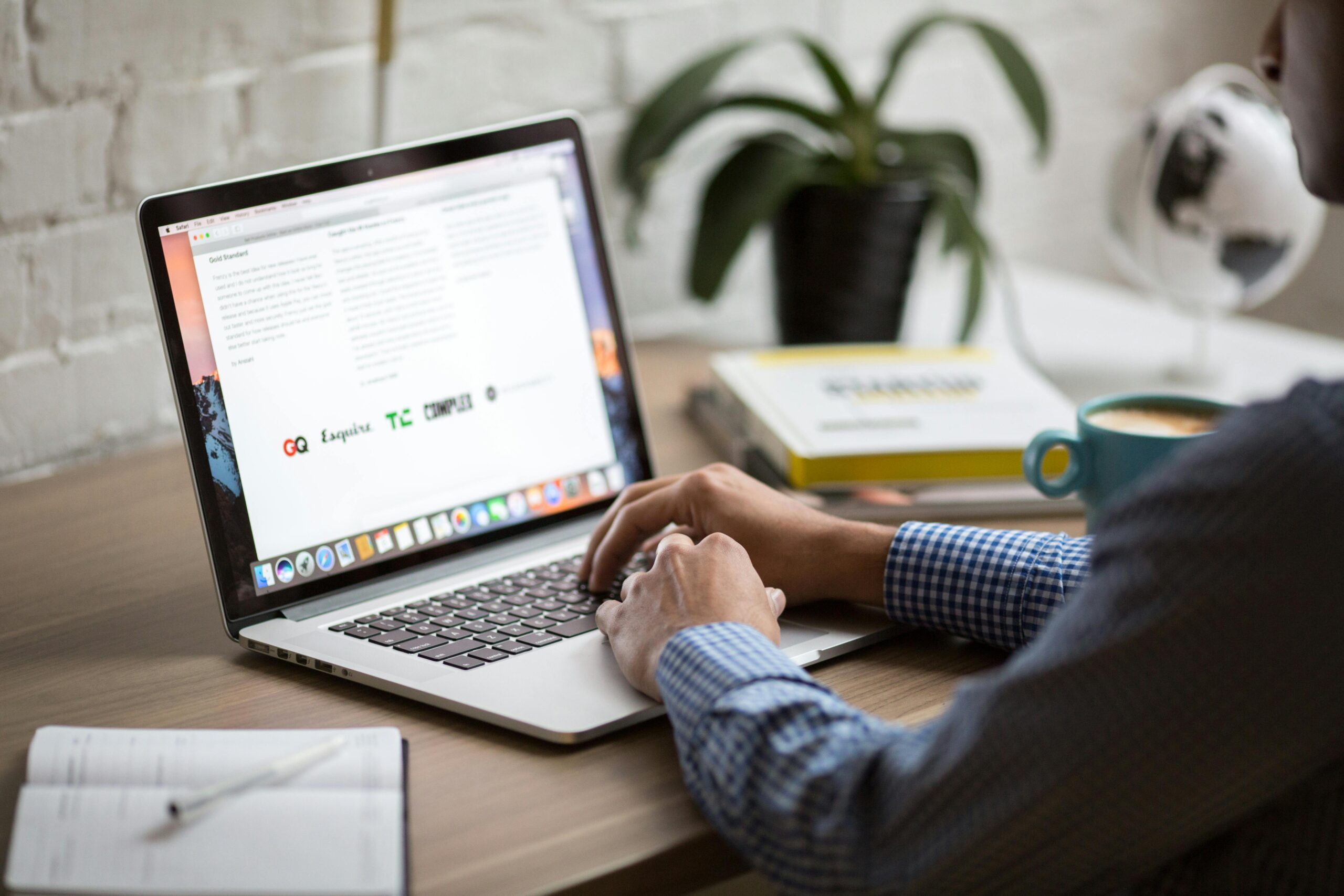 Contact Us Page Banner - Rank Ryan SEO Strategist